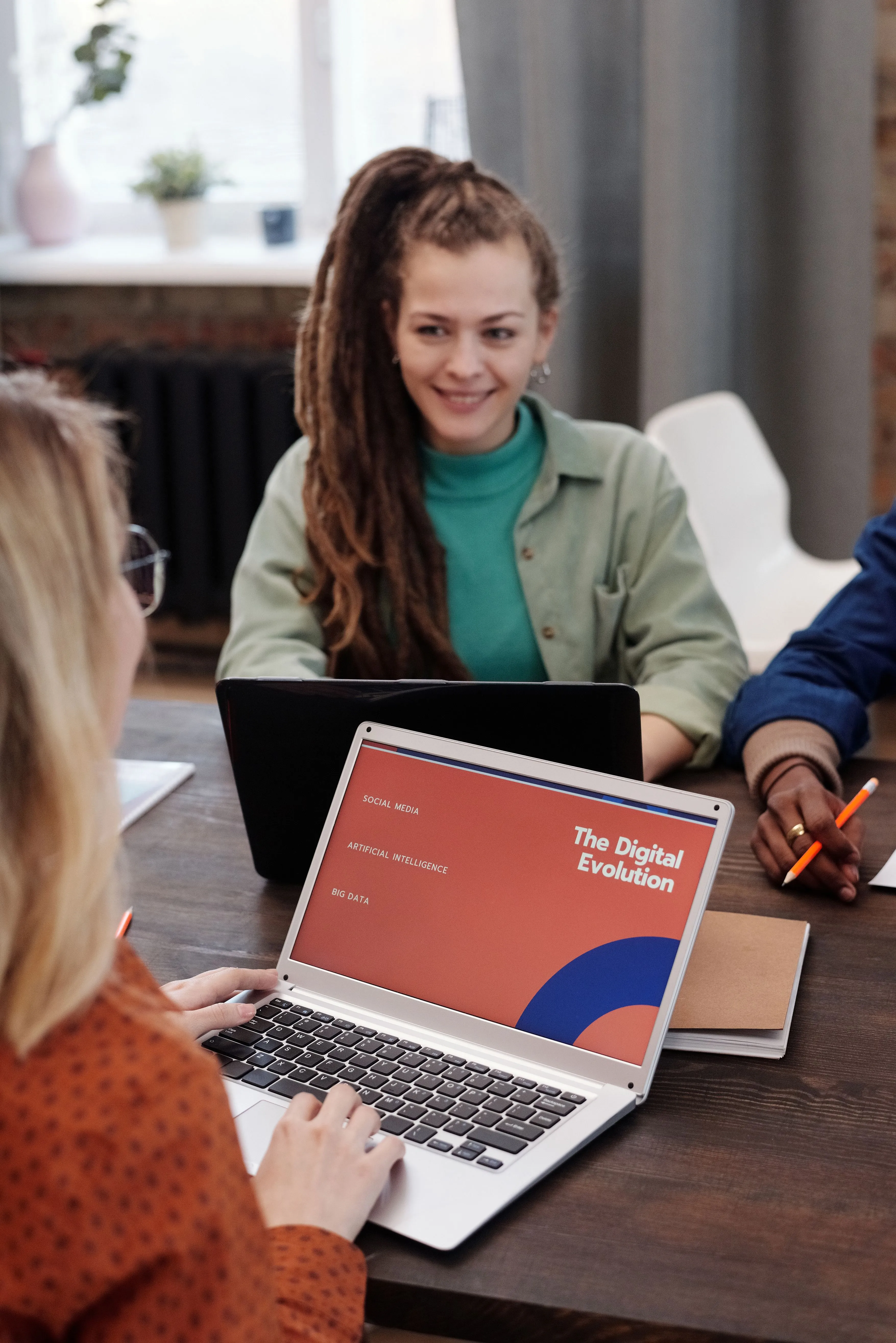 Web App vs Website: What’s the Difference and Which Does Your Business Need?